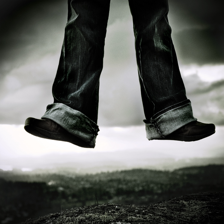 LEVITATE